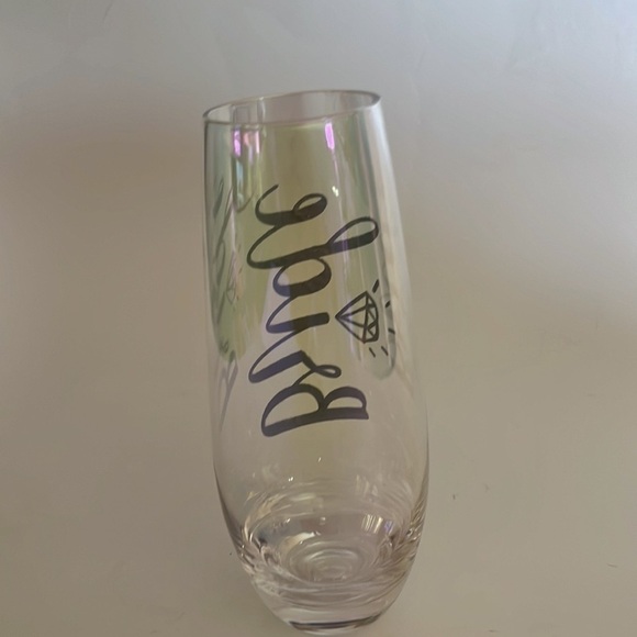 Bride Glass - Picture 3 of 6